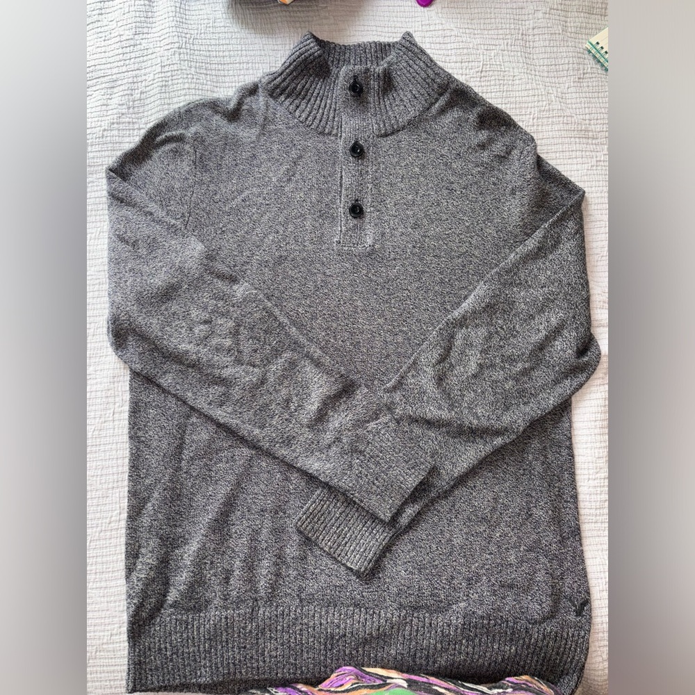 American Eagle Outfitters Men's Sweater XL